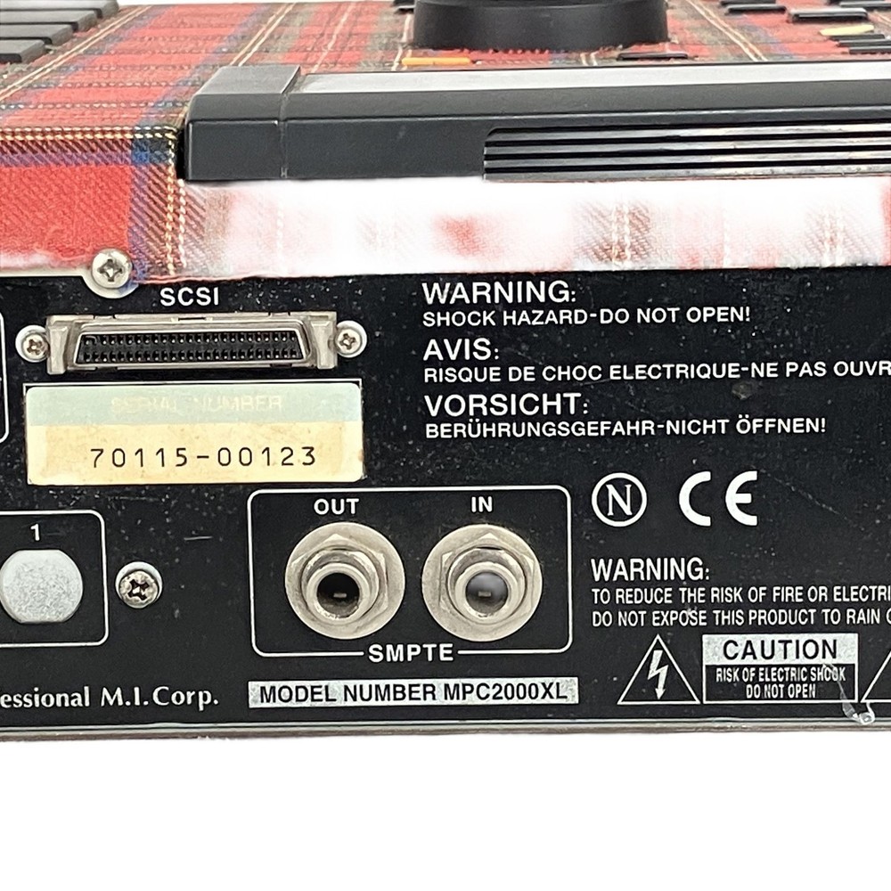 AKAI MPC2000XL professional sampler custom