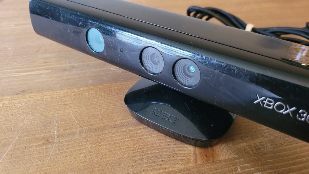 Microsoft XBOX 360 Kinect Sensor Bar Camera 1473 Black with Cord