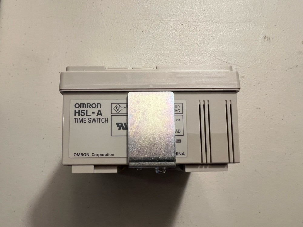 OMRON H5LA TIMER SWITCH NEW IN BOX