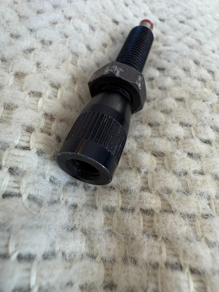 Compound Bow Pressure Plunger Rest