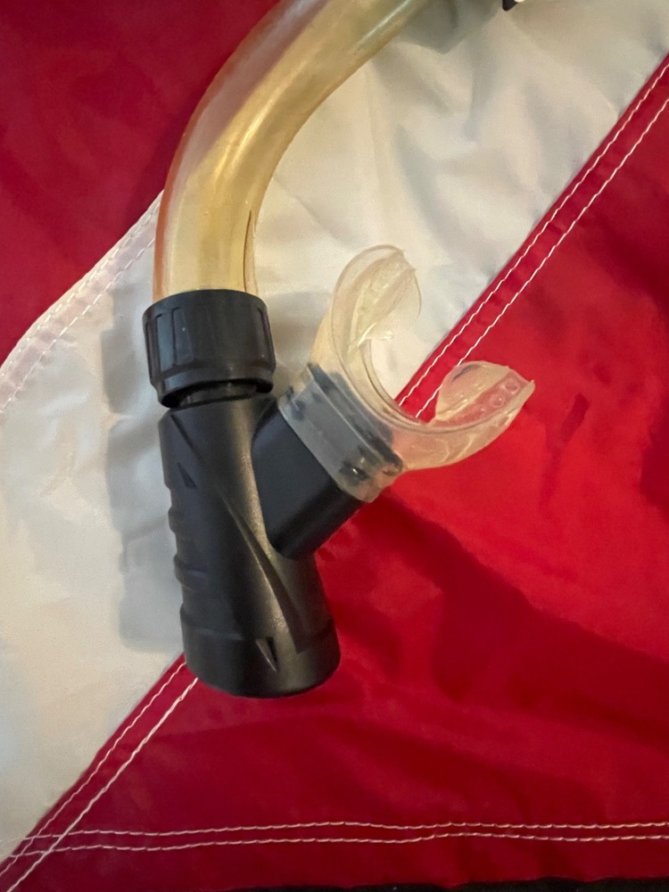 "DRY SNORKEL"