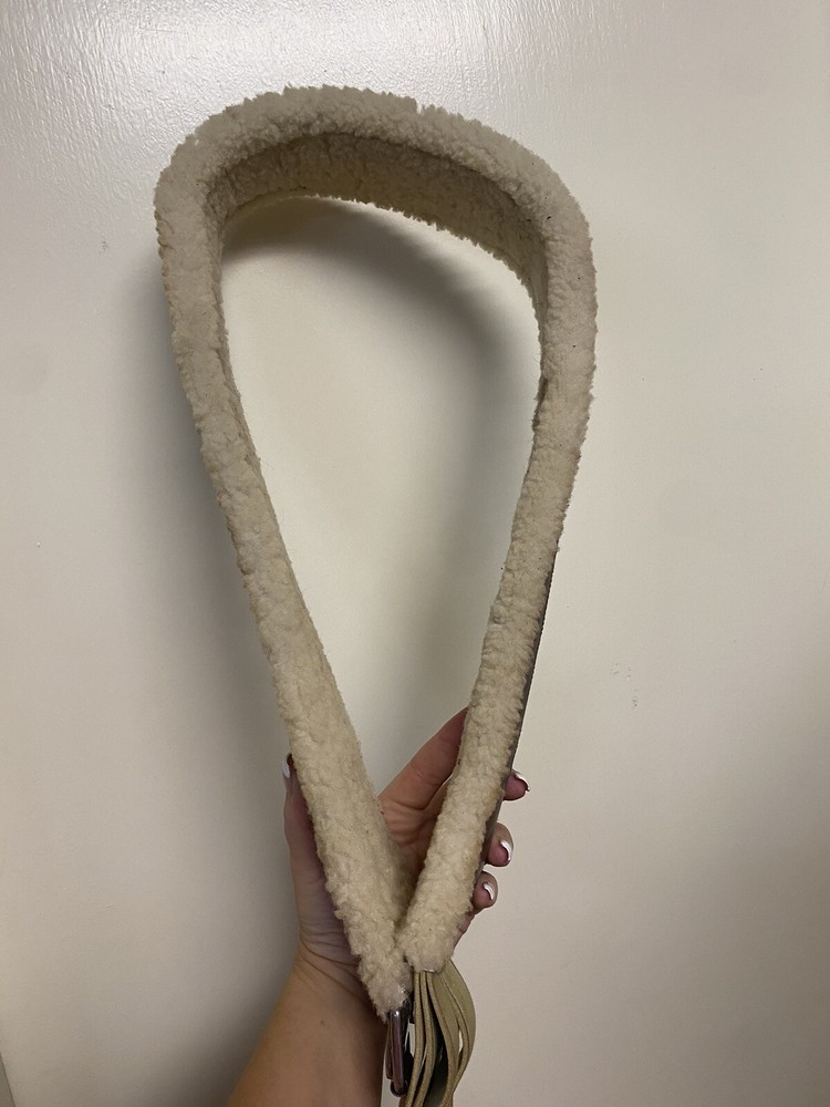 Beval Sheepskin Girth 48”