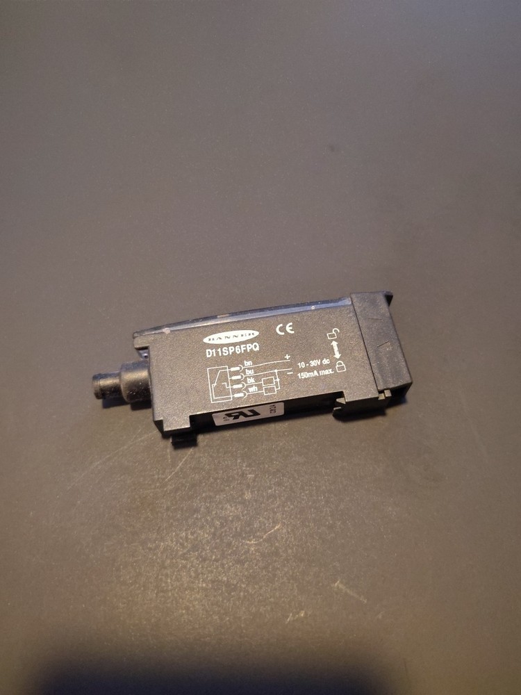 Banner Fiber Optic Sensor Amplifier D11SP6FPQ   Used