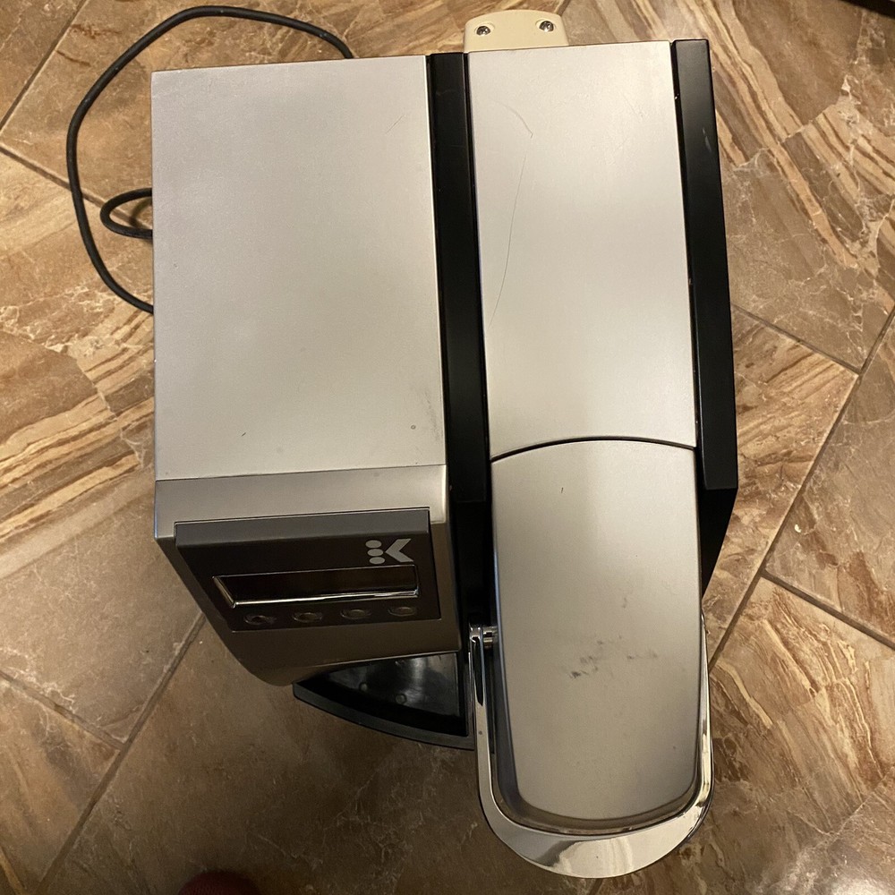 Keurig K3000SE Large Coffee Brewing System - Silver and Black