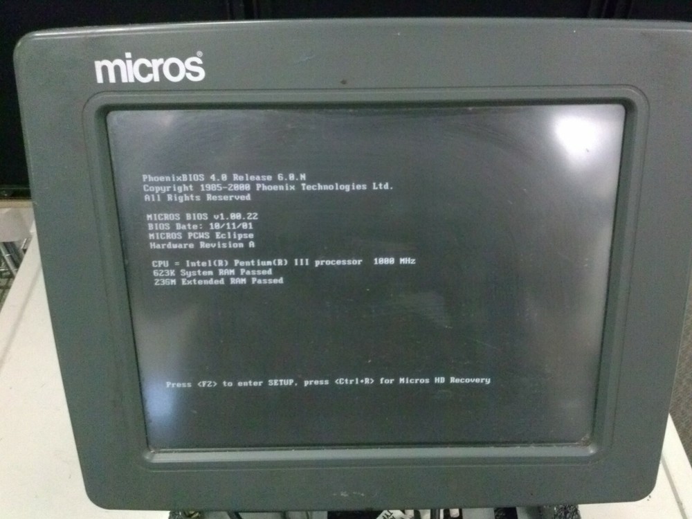 MICROS Model ECLIPSE PN 400495-300 POS Terminal