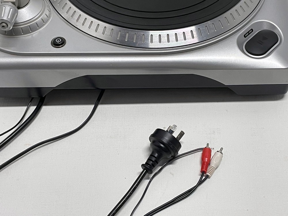 Quality Numark TT 1650 2-Speed Direct Drive Turntable - Fully Working