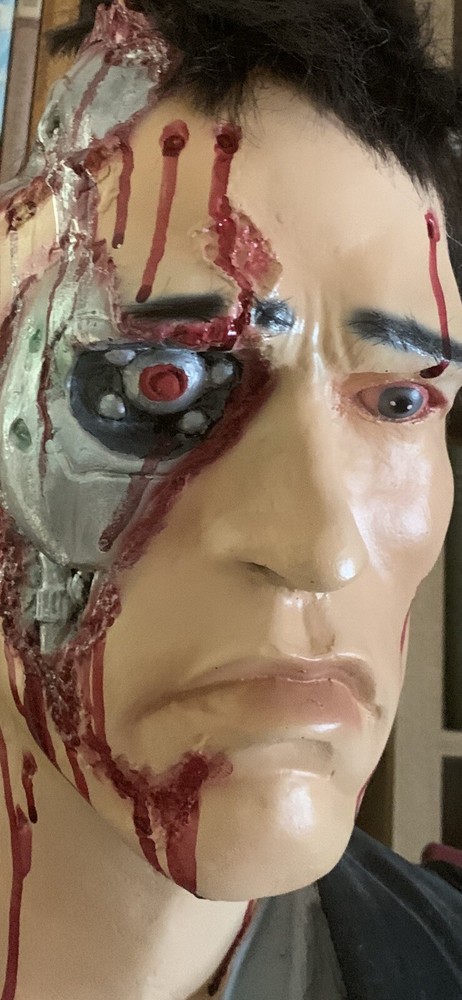 LIFESIZE RESIN ARNOLD TERMINATOR STATUE-PLEASE READ LOCAL PICKUP ONLY!!!