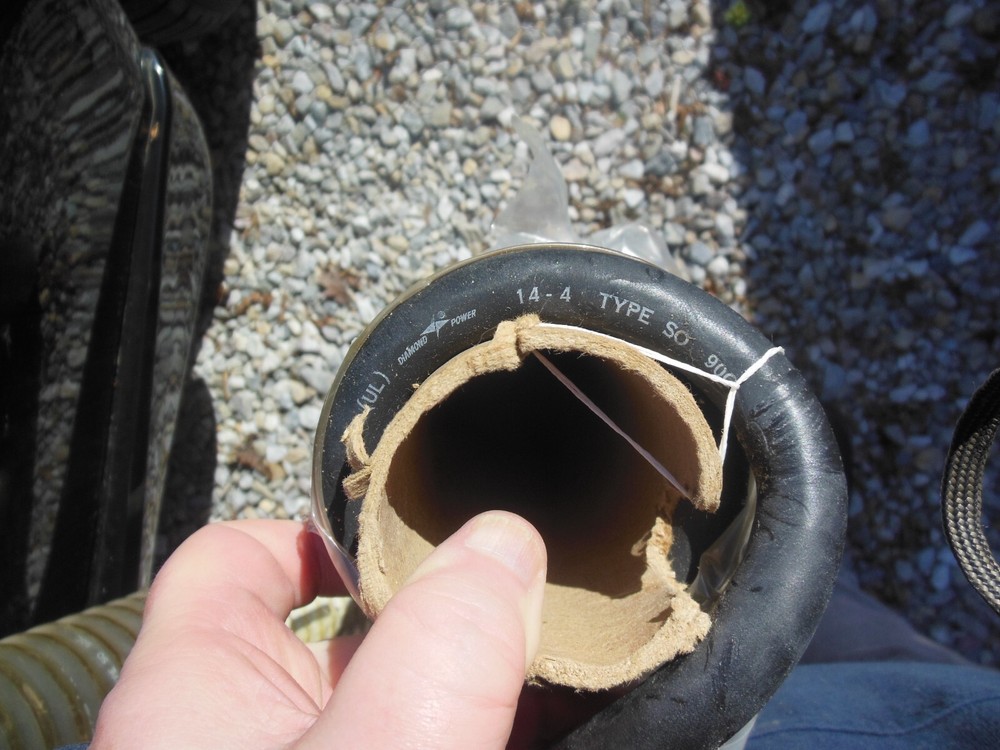 Diamond power 349768 14-4 type SO 90C cable. quantity 2