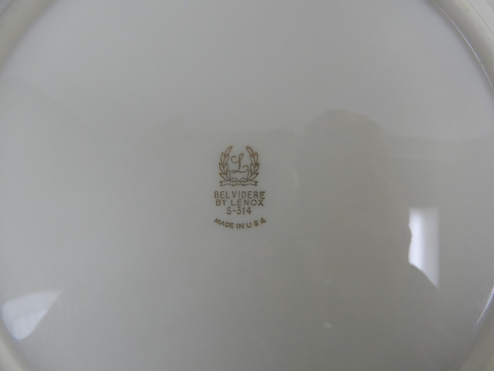 ~19 Pieces 5-Piece 4 Place Setting Lenox Belvidere Pattern