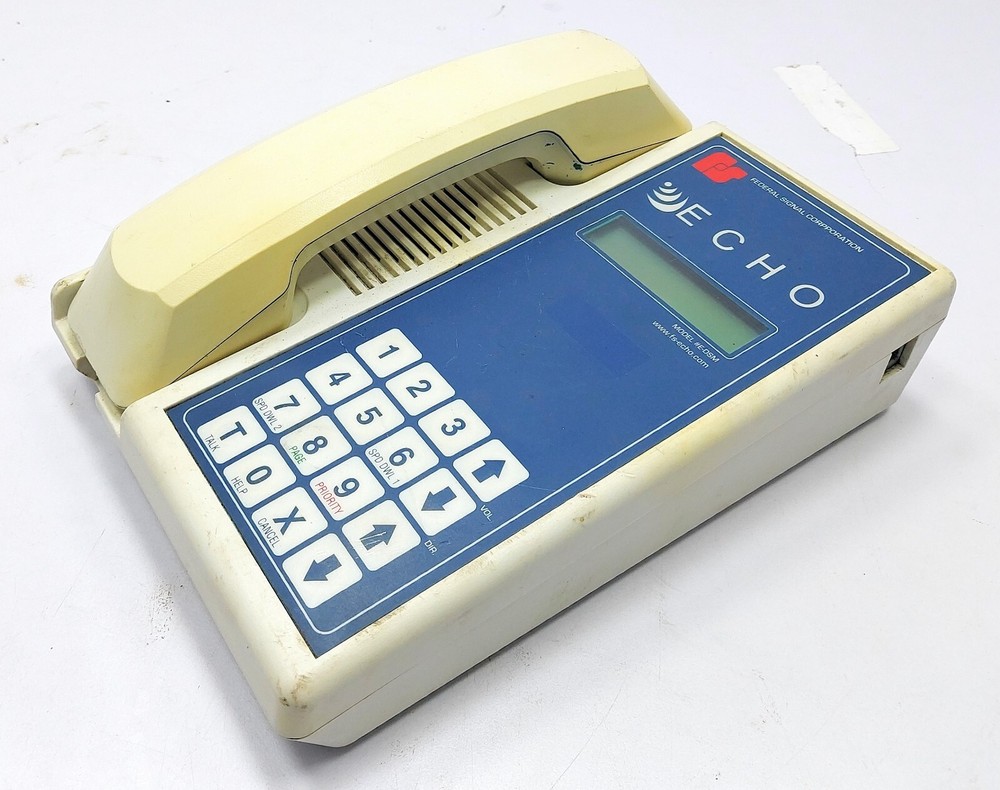 Federal Signal Corporation ECHO Wall Mount Intercom Stations E-DSM