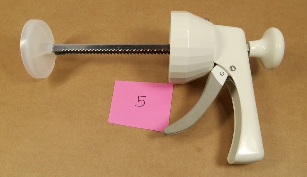 Pampered Chef #1525 Replacement Trigger Plunger Part P5