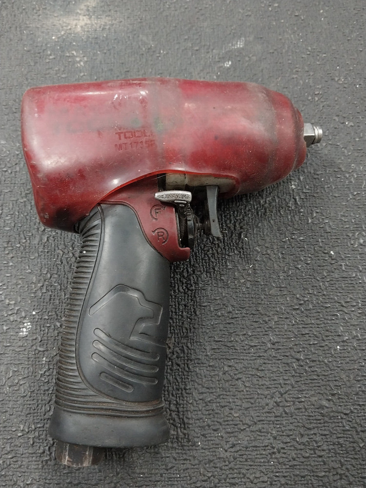 Used Matco 3/8 Drive Impact MT2138 Trigger Damaged