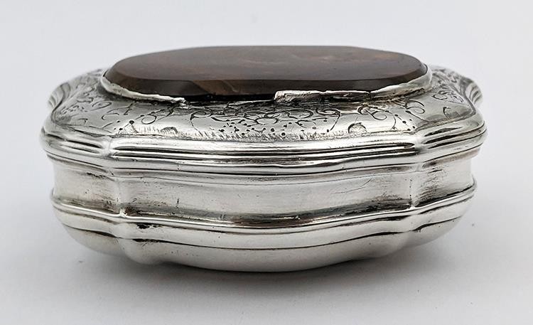 GEORGIAN SOLID SILVER & AGATE SNUFF BOX 18TH CENTURY
