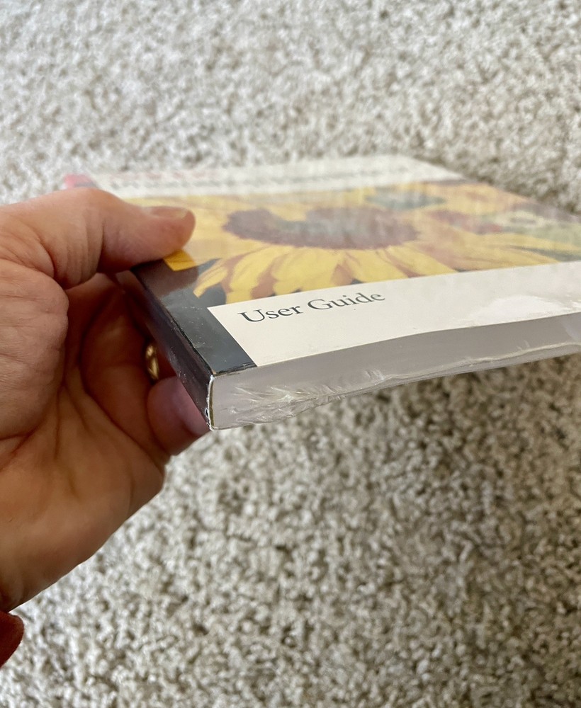 ADOBE PHOTOSHOP ELEMENTS 2.0 Original Box, Manual, CD with Serial Numbers