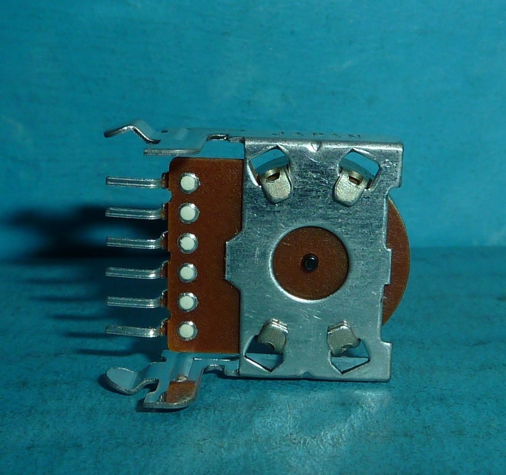 OEM Marantz RM01040630 Potentiometer NOS