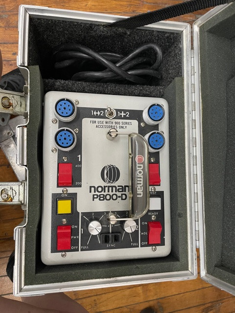 Norman P800 strobe unit plus lights and stands