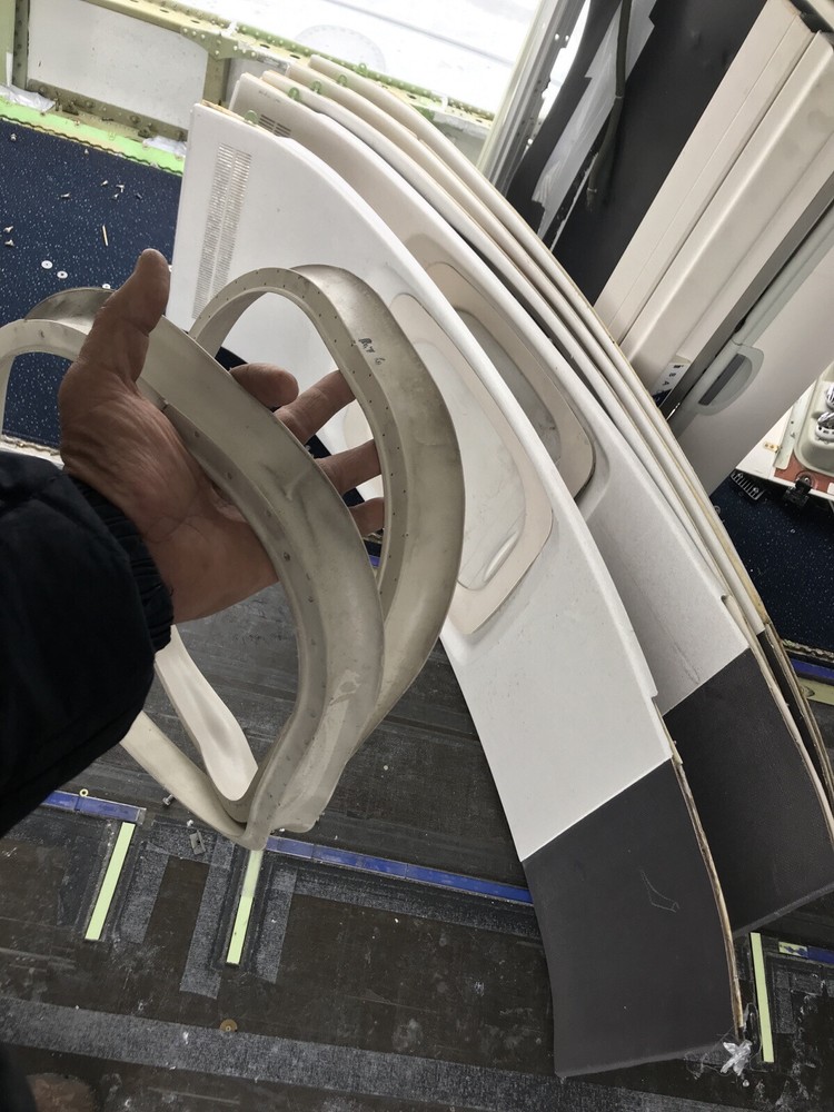 Aircraft interior wall panels