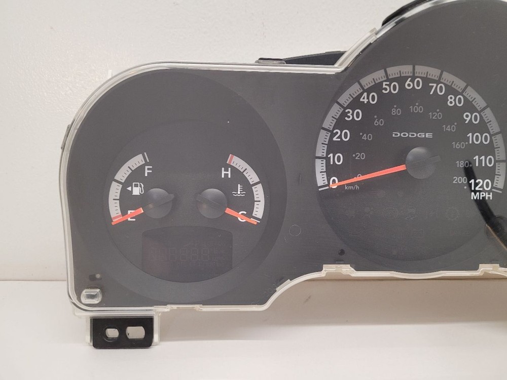 2009 09 DODGE NITRO Speedometer Cluster MPH 05172594AB