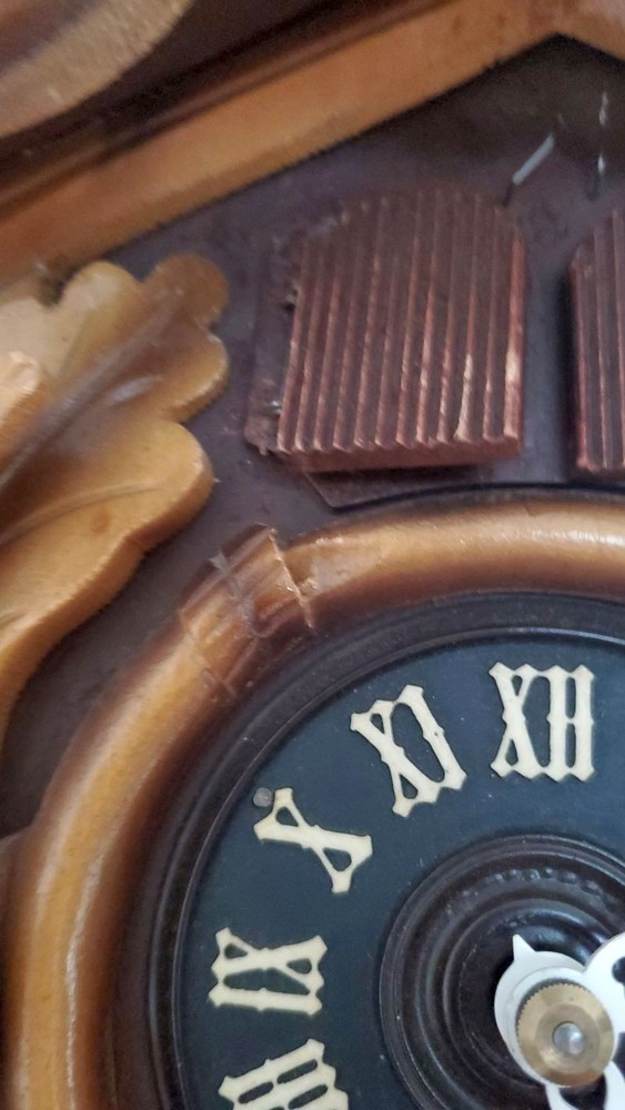 vintage hunter cuckoo clock