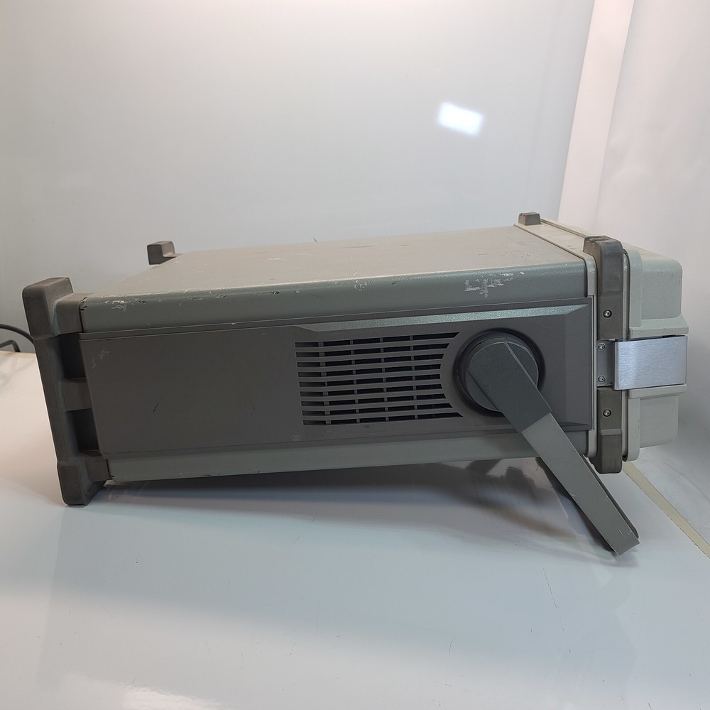 HP 8560E RF Spectrum Analyzer 30Hz-2.9GHz