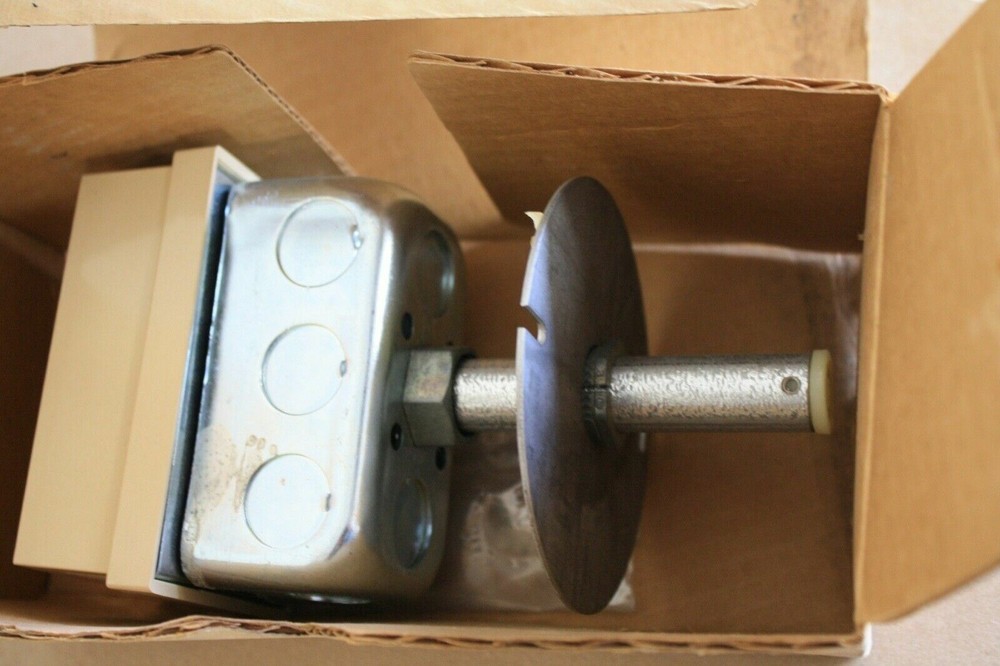 BARBER COLMAN HS-8201 SOLID STATE HUMIDITY SENSOR