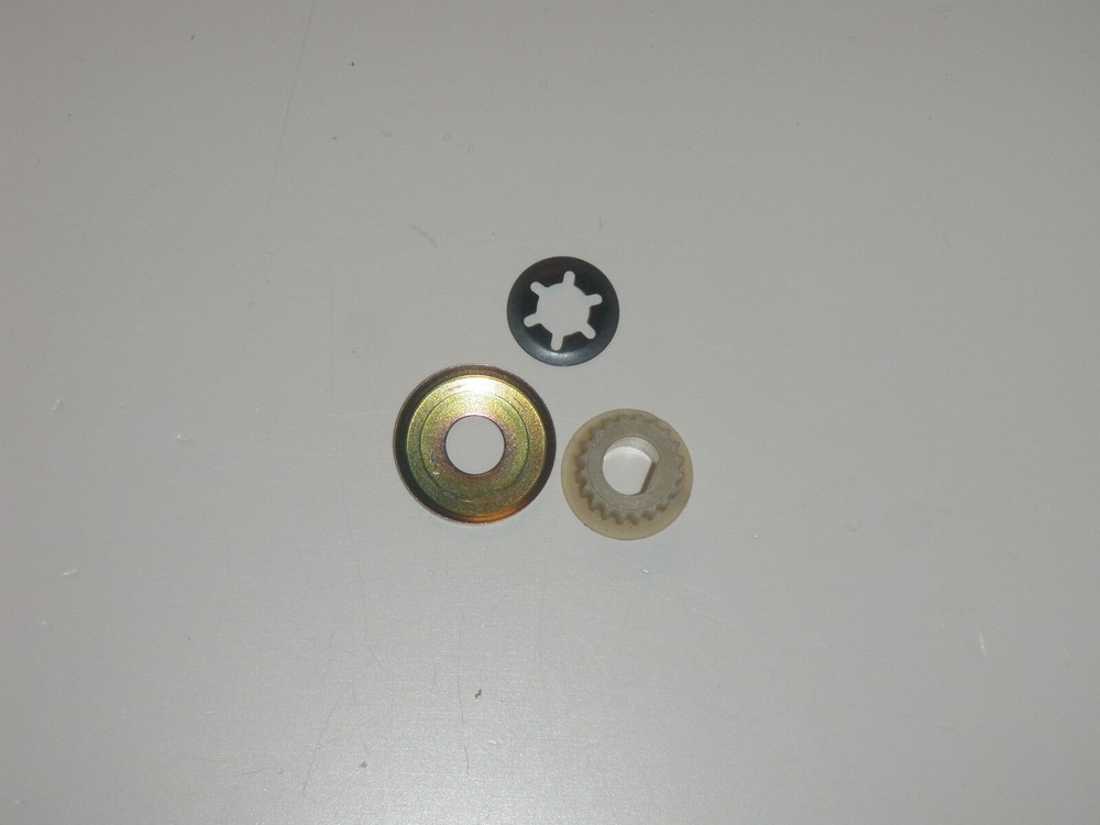 Breadman bread machine Small Gear for Motor Shaft TR500B