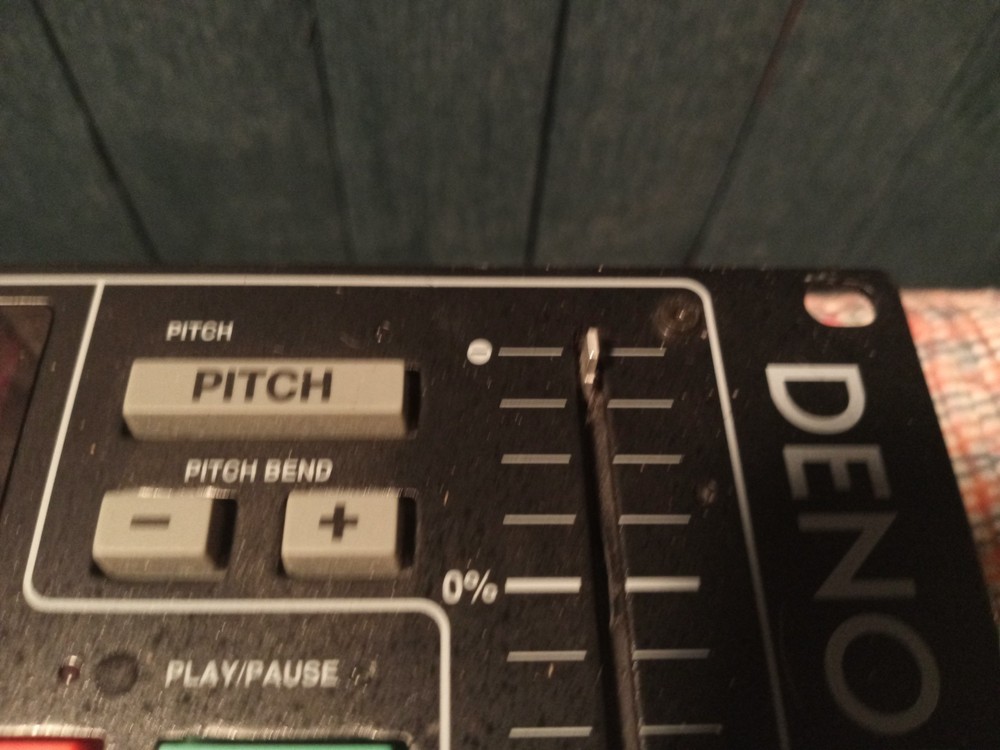 Controller's for DJs :: DN-2000F MK-III & Denon DN-2100F. UNTESTED