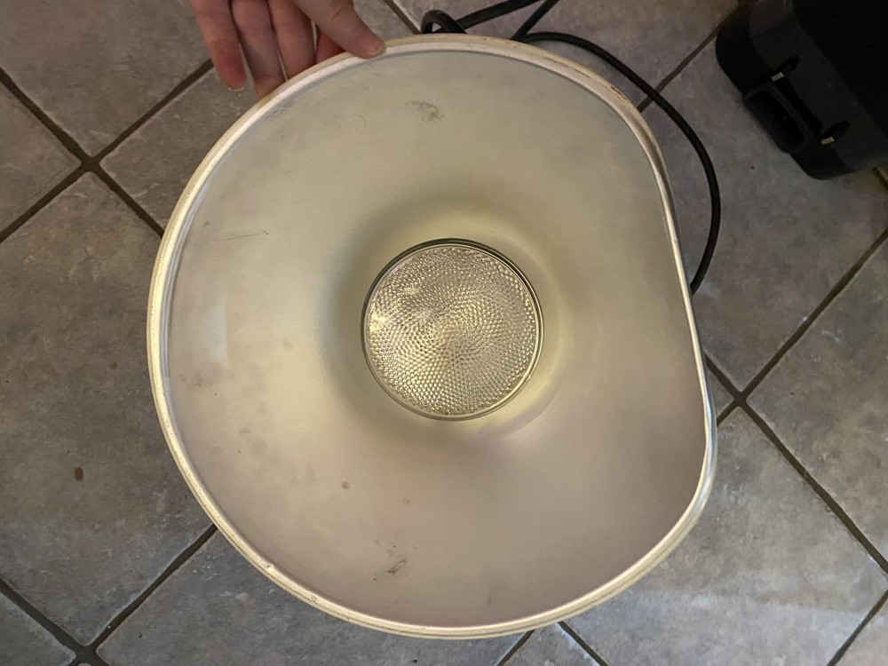 Smith-Victor Model A120 Photographic Studio Light 12.25"