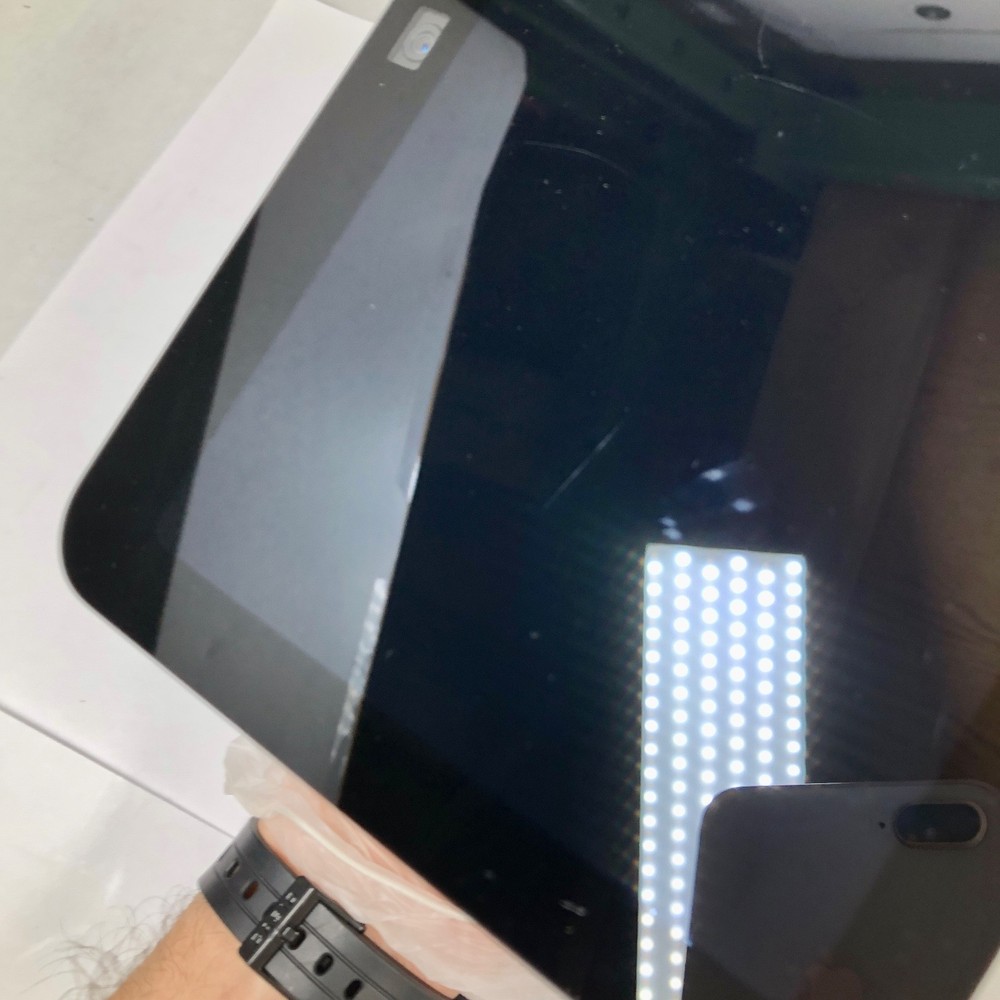 Amazon Echo Show 8 3rd Gen Smart Speaker Black - R85SD6 Chips