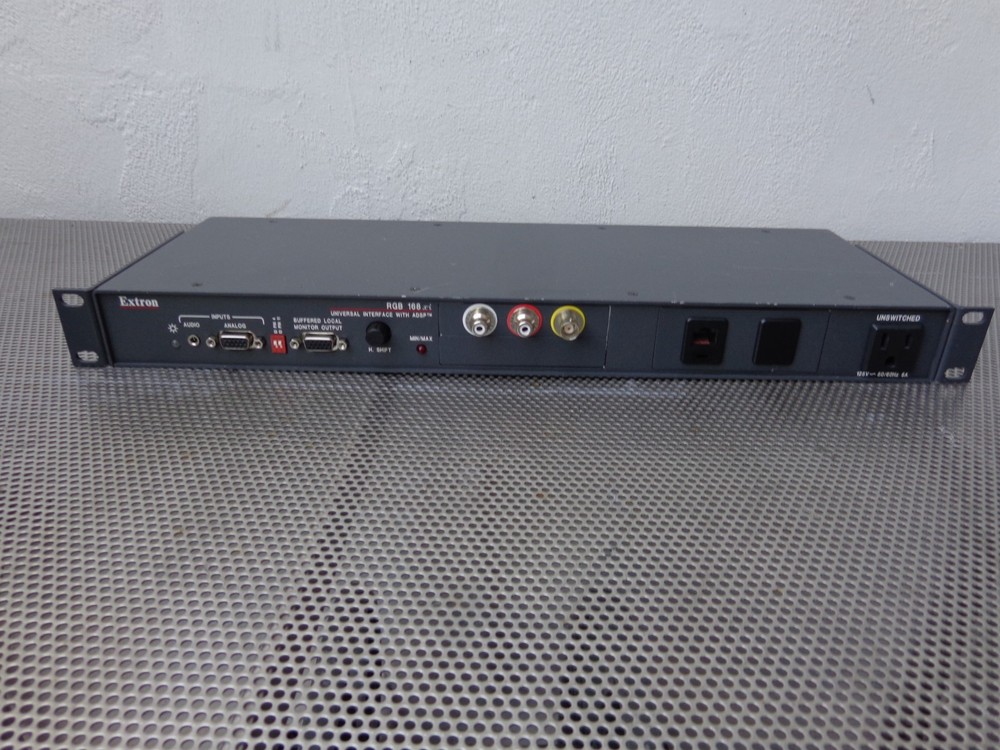 Extron RGB 160xi 168xi Interface  Universal Video and Audio Interface with ADSP