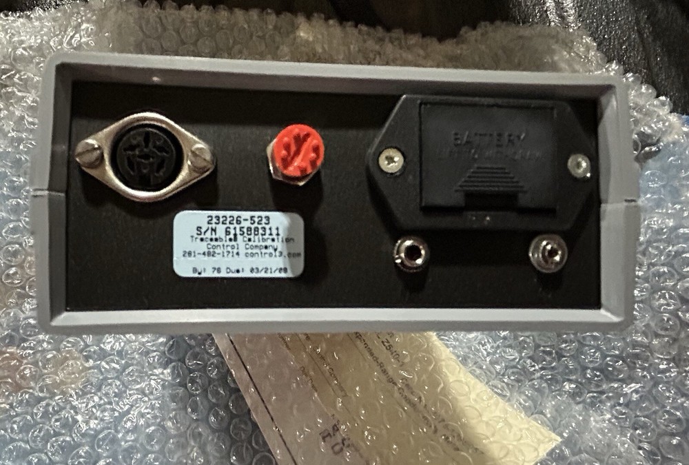 NEW!!VWR 23226-523 Traceable Expanded Range Conductivity Meter