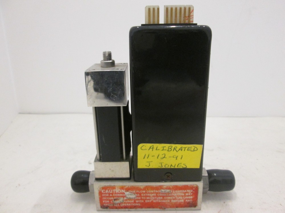 Unit UFC-1000HP, Mass Flow Controller MFC, SiH4, 500 SLM, Used