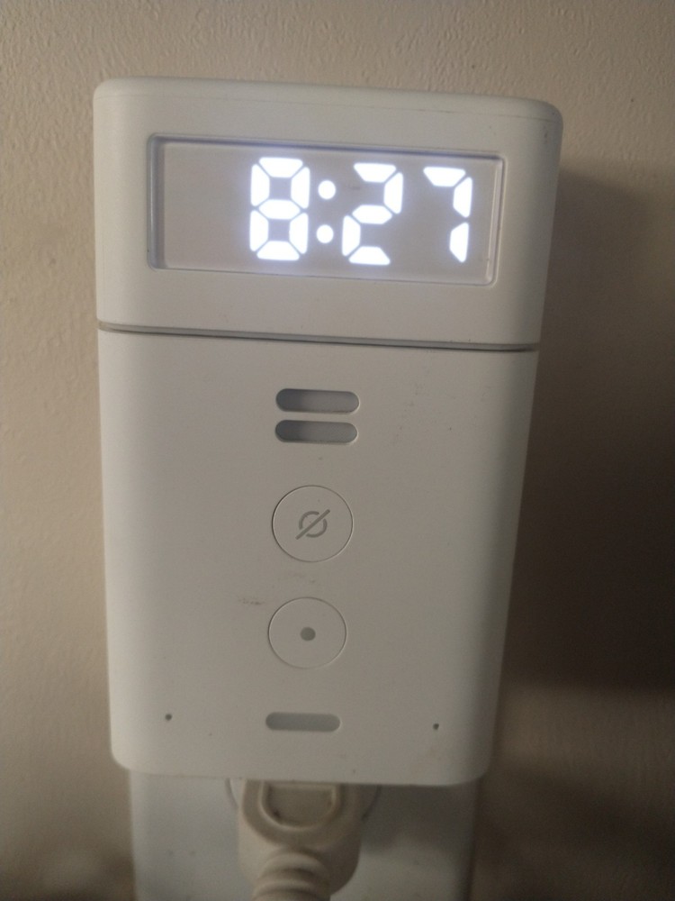 Amazon Echo Flex Plug In C77A68 Alexa Voice Control Speaker w/ Smart Clock