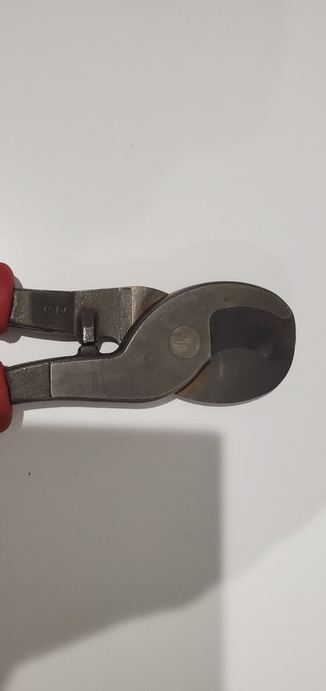 Klein Tools Journeyman Cable Cutter