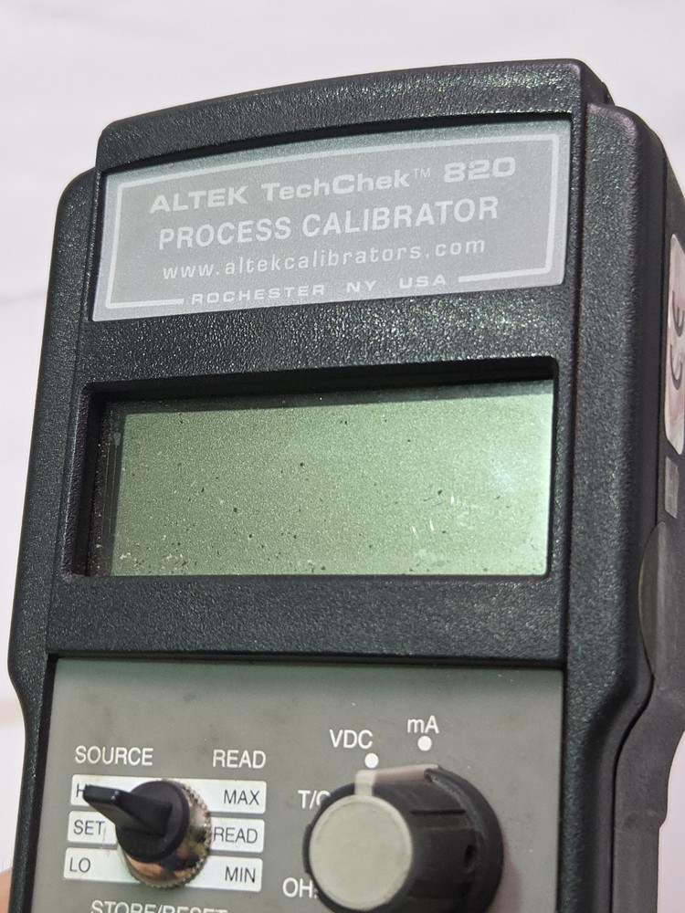 ALTEK TECHCHEK 820 PROCESS CALIBRATOR