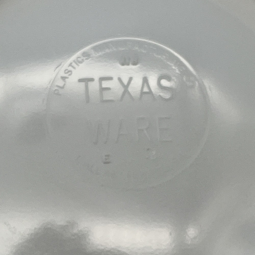 2 Texas Ware Glossy Solid White Mixing Bowls Vtg ~ #118 & # 111