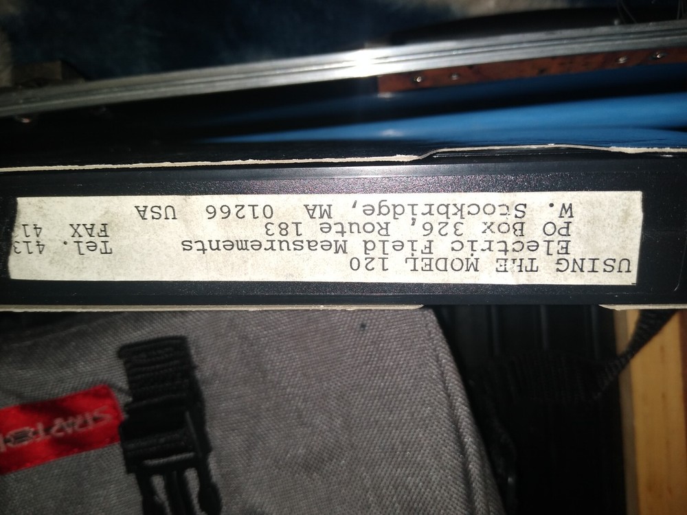 Model 120 Power Frequency Field Meter