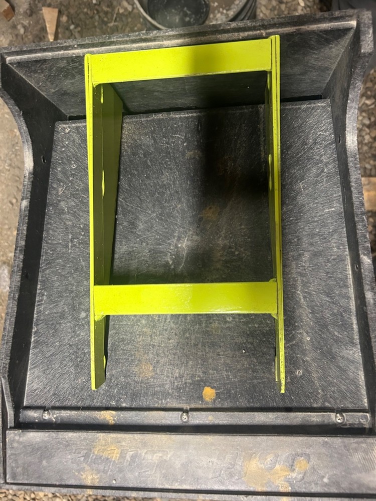 gold cube classifier from Whispering River. Fast and easy way to classify.