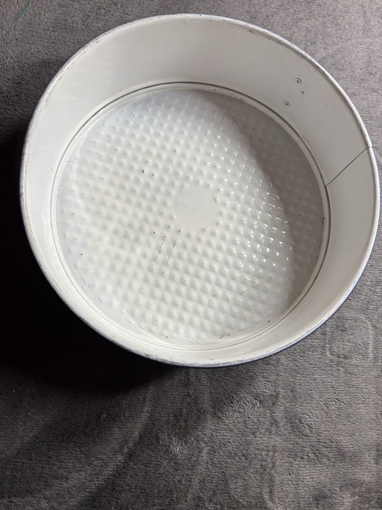 Vintage Blue & White Nordic Ware 9" Spring Form Pan