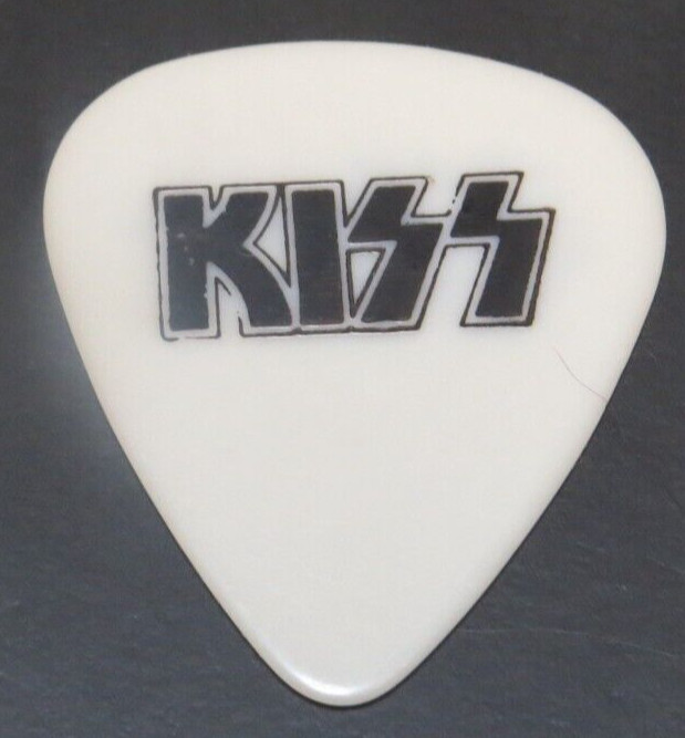 KISS GENE SIMMONS REVENGE CLUB TOUR GUITAR PICK 1992