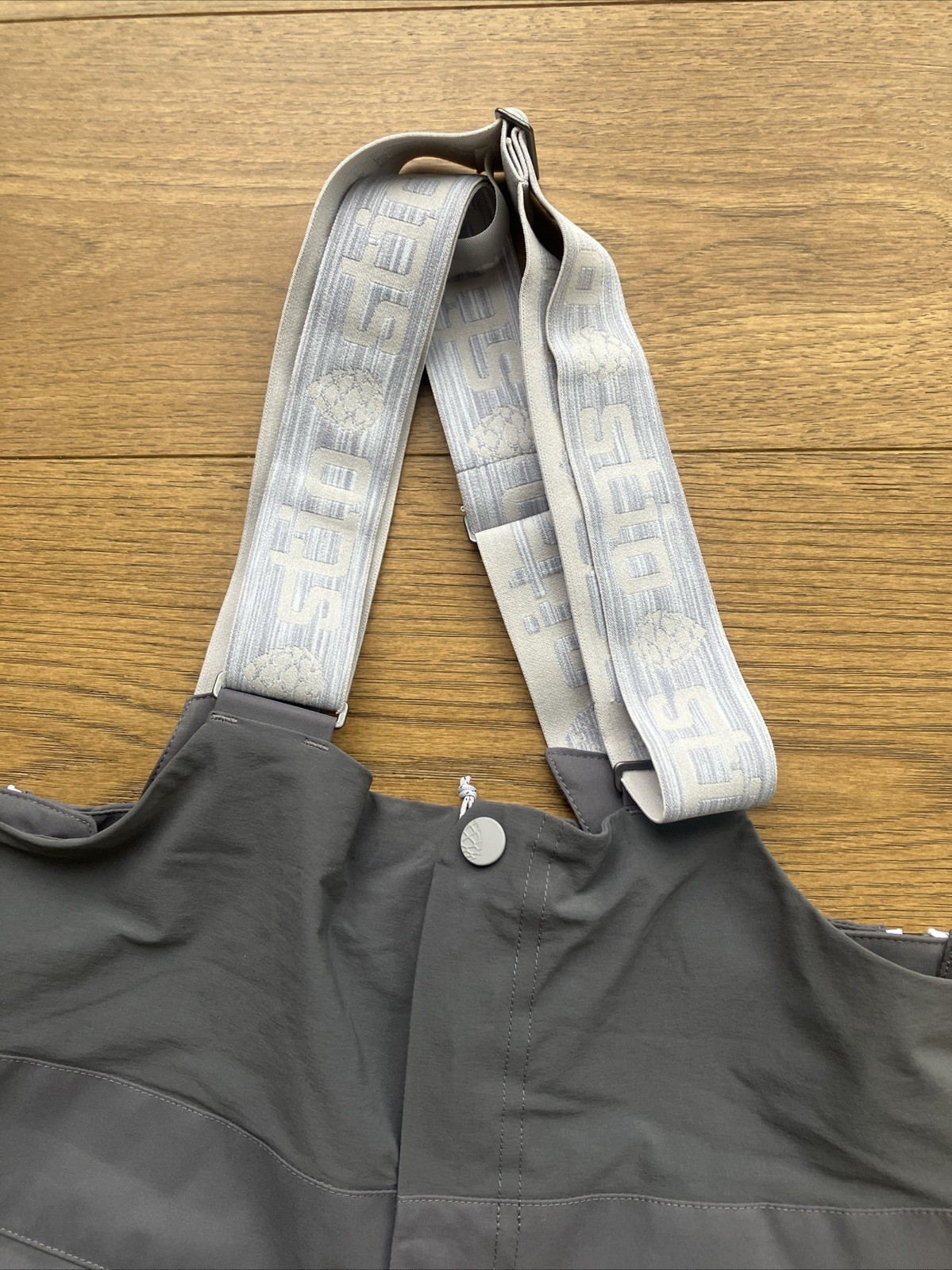 STIO Environ Bib Ski Pant Magnet Gray Women’s Size XS Short NWT $459