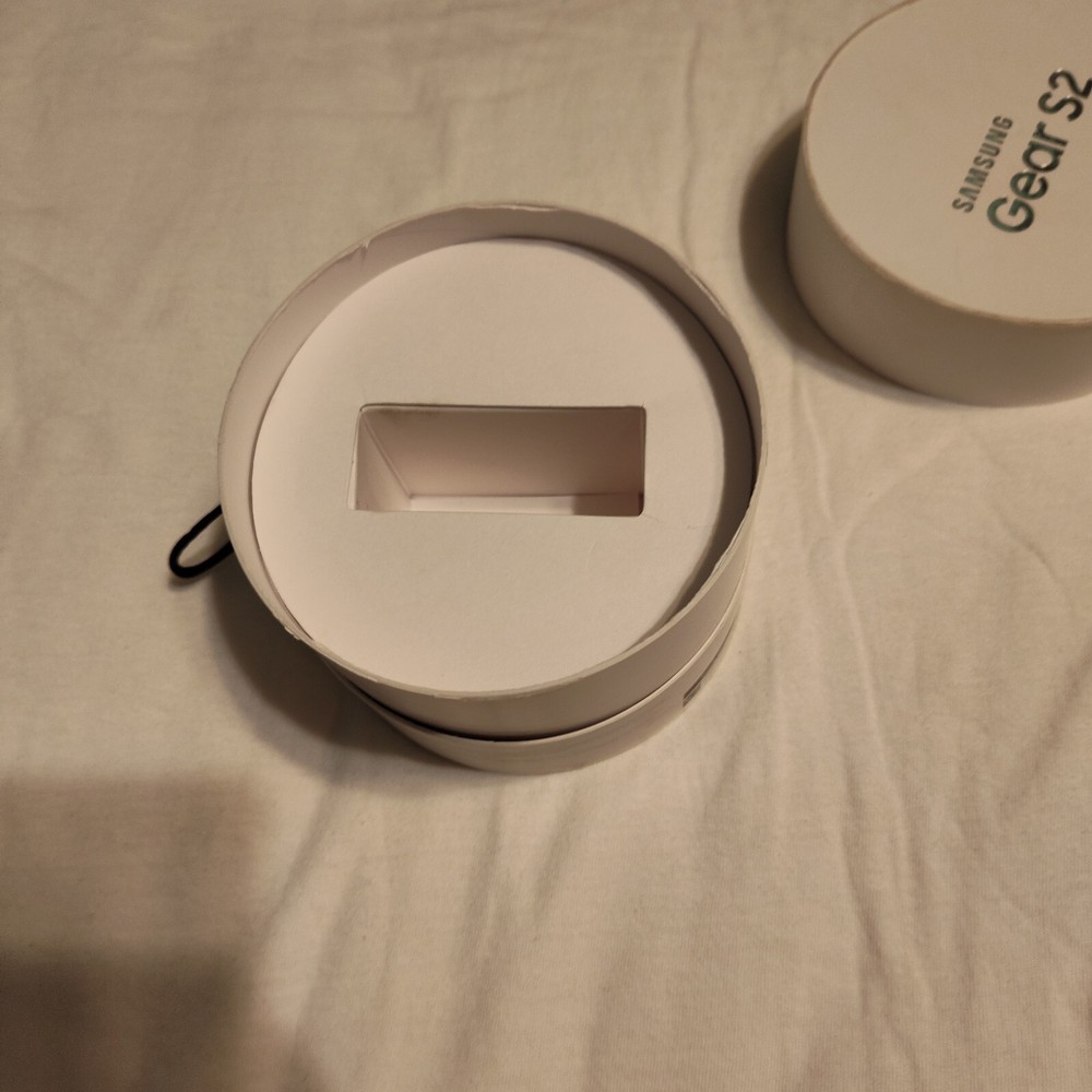 Samsung Galaxy Gear S2 Empty Box