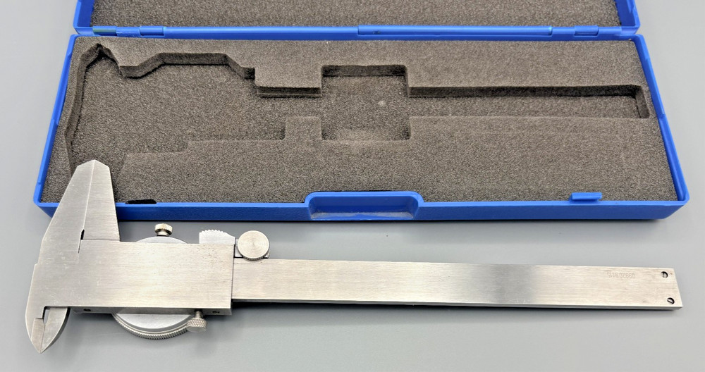 Westward 4KU74 Dial Caliper 0-6in Stainless Shockproof w/ Case