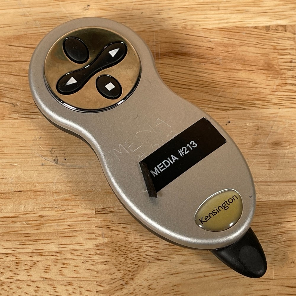 Kensington 33062 Silver Wireless Presentation Remote Control with Laser Pointer