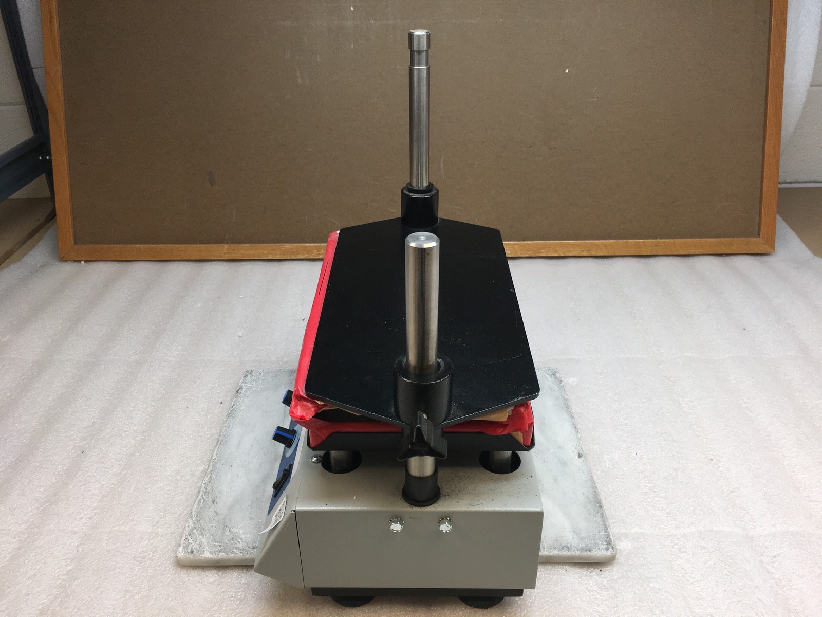 VWR Scientific Products VX-2500 Multi-Tube Vortexer 58816-115 945057