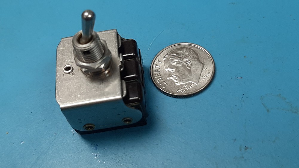 6AT501-T Microswitch Toggle Switch ( HONEYWELL ) VERY SMALL TOGGLE