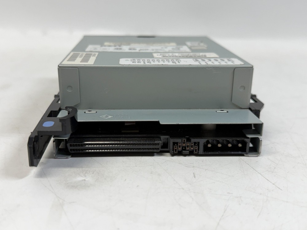DELL QUANTUM CD72LWH 0DF675 DAT72 DIGITAL DATA STORAGE TAPE DRIVE