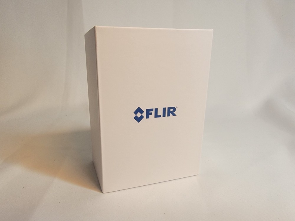 FLIR ONE Thermal Imaging Camera iOS iPhone/iPad Lightning- Open box