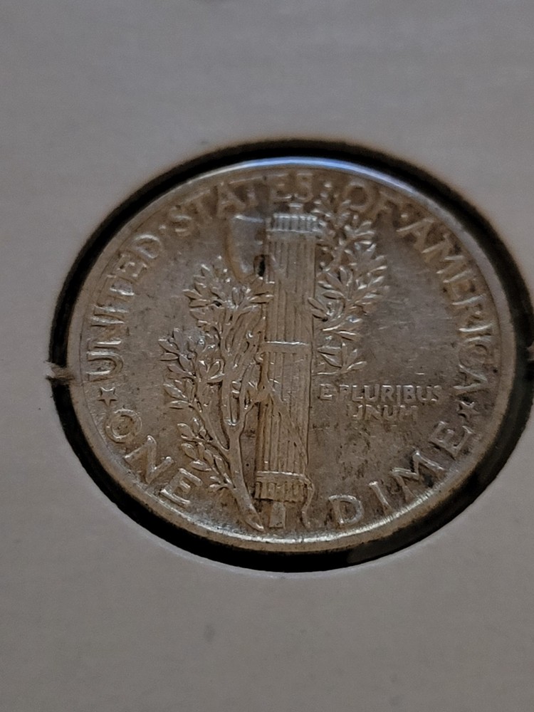 1943 Mercury Dime ( Mint Uncirculated)