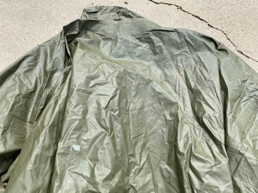 WWII US ARMY ENLISTED NCO INFANTRY GI RAIN PONCHO-